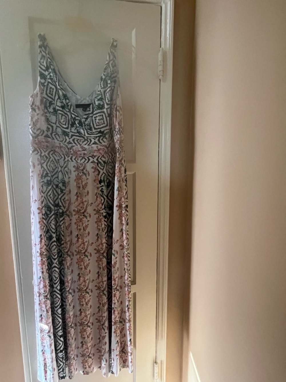 White House Black Market Peach & Green Floral Print Maxi Dress size XL